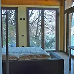 Tra E Montagna La Morena Farma Nesso