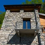 Tra E Montagna La Morena Nesso