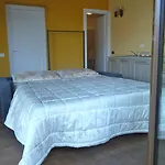 בית חווה Tra E Montagna La Morena נסו