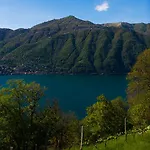 Tra E Montagna La Morena נסו