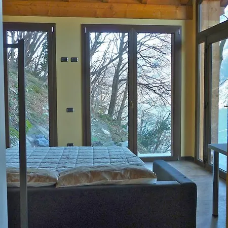 Tra E Montagna La Morena Farm stay Nesso