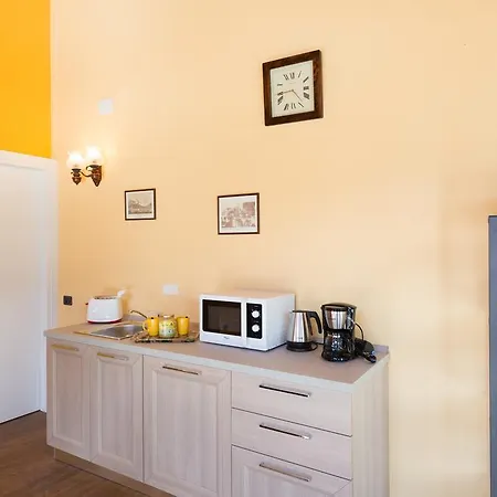 Tra E Montagna La Morena * Nesso