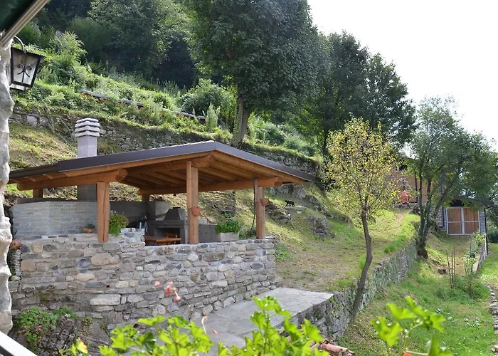 Κατάλυμα σε φάρμα Tra E Montagna La Morena Nesso