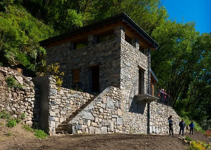 Tra E Montagna La Morena Farmház Nesso