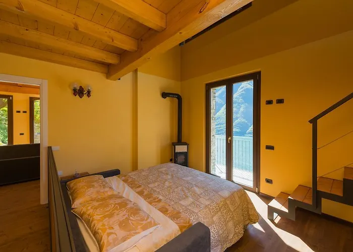 Tra E Montagna La Morena Nesso