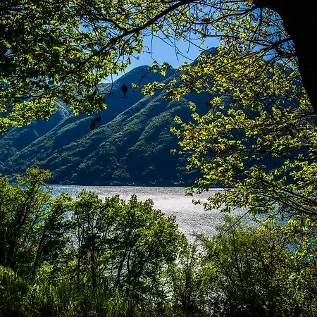 Tra E Montagna La Morena * Nesso