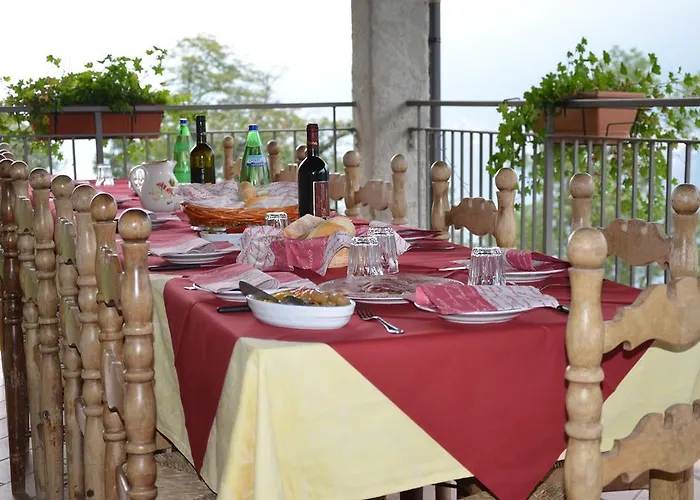 Tra E Montagna La Morena Κατάλυμα σε φάρμα *