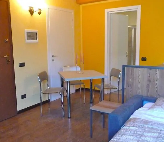 Tra E Montagna La Morena