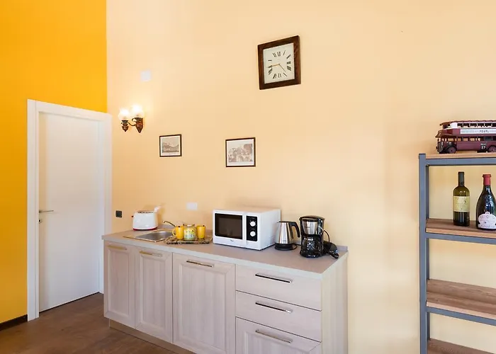 Tra E Montagna La Morena * Nesso